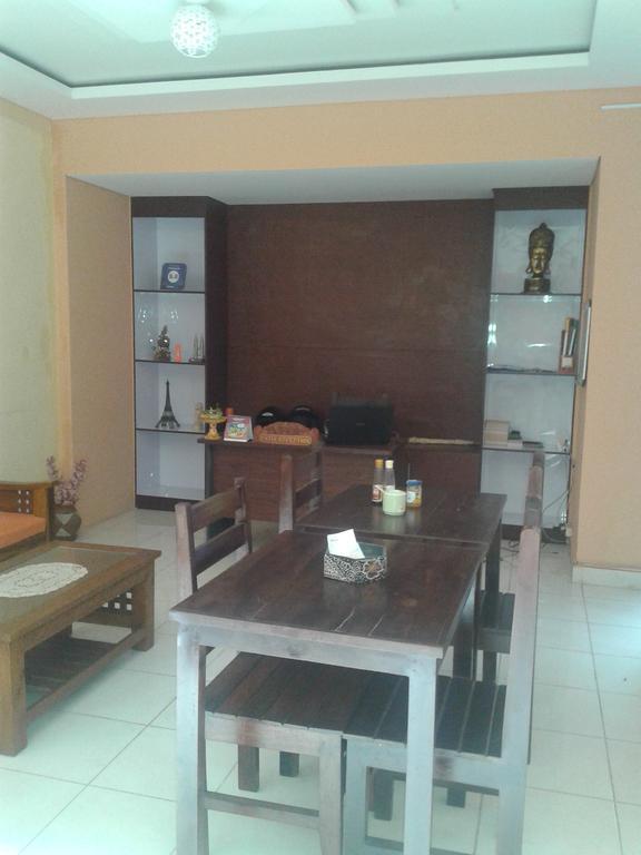 Dstay Kost Bali Jimbaran  Exterior photo