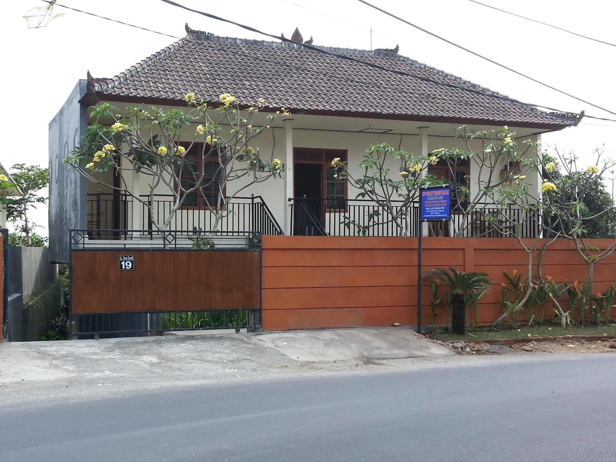 Dstay Kost Bali Jimbaran  Exterior photo